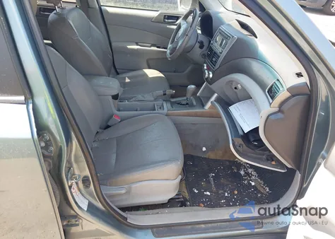 2010 Subaru Forester 2.5X Limited from USA, damaged, VIN JF2SH6DC9AH779671